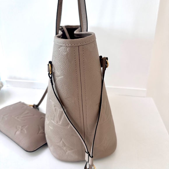 Empriente Medium Tote in Taupe/Turtledove - Picture 4 of 12